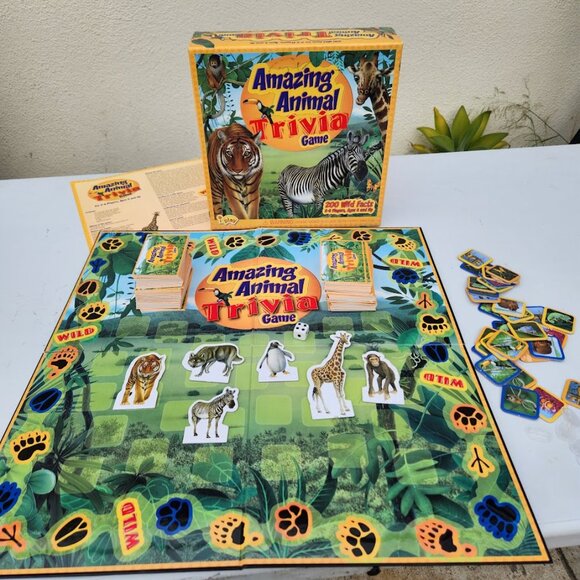 Amazing Animal Trivia Game Board Game Animal Facts Africa Safari Family Game Nig - Picture 1 of 15